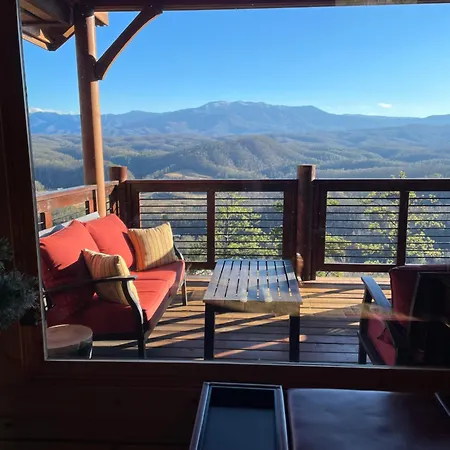 Majesty! A Majestic View Of The Mountains! Villa